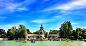 Madrid Retiro Park Gezi Rehberi: İspanyol Başkentinin Huzurlu Köşesi Madrid'in gezilecek yerleri