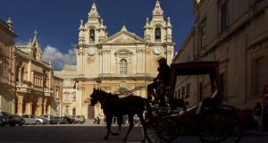 Mdina Malta Gezi Rehberi: Sessiz Şehir’in Büyülü Atmosferi malta gezilecek yerler Mdina gezi rehberi