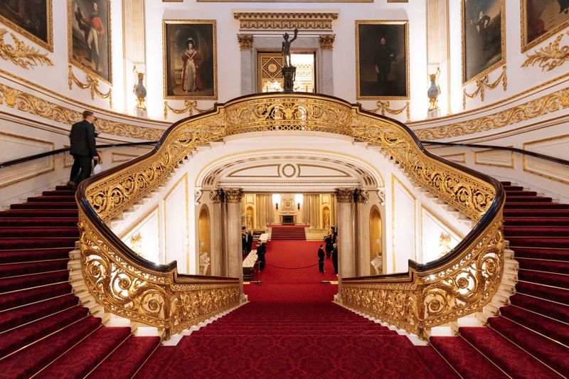 Buckingham Sarayı Beyaz Salon